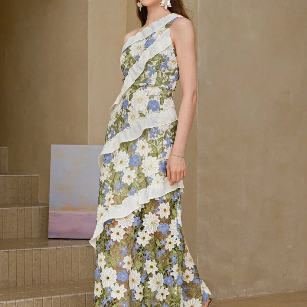 BUY NOW OR OFFER! DAISY lace ruffle asymmetric dress